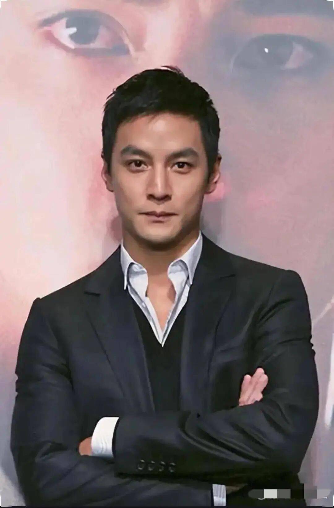 电影转型时期的一个失败品瓦力棋牌游戏尹子维香港(图12)