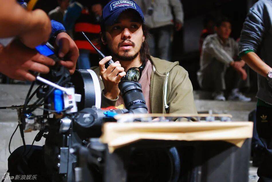 电影转型时期的一个失败品瓦力棋牌游戏尹子维香港(图25)